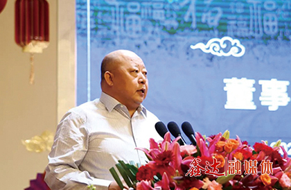 <p>2022年1月12日下午，河北鑫達(dá)集團(tuán)2021年工作總結(jié)表彰暨2022年工作部署大會在王府大廈順利召開。大會全面總結(jié)了2021年度生產(chǎn)經(jīng)營和建設(shè)發(fā)展成績，提出2022年繼續(xù)深入做好做實(shí)&ldquo;八個必須堅持&rdquo;工作及&ldquo;11145&rdquo;重點(diǎn)工作的具體要求，為全年生產(chǎn)經(jīng)營目標(biāo)全面達(dá)成奠定堅實(shí)基礎(chǔ)！</p>
<p>1月，確定2022年為產(chǎn)業(yè)升級年，并將&ldquo;產(chǎn)業(yè)融合 精益智能 提質(zhì)增效 品牌強(qiáng)企&rdquo;定為主題詞。號召干部職工向任務(wù)宣戰(zhàn)，向目標(biāo)進(jìn)軍，抖擻精神再出發(fā)，篤行不怠向未來！</p>
<p>3月，吉林鑫達(dá)鋼鐵有限公司通過紅十字會，向吉林省遼源市、東豐縣捐款1000萬元；向遼寧省清原滿族自治縣草市鎮(zhèn)人民政府捐款30萬元，支持疫情防控工作。</p>
<p>4月，河北鑫達(dá)集團(tuán)董事會向遷安市衛(wèi)生健康局捐款1000萬元用于采購疫情防控的醫(yī)用耗材、防護(hù)用品以及支援抗擊疫情一線的醫(yī)護(hù)人員。</p>
<p>7月，吉林鑫達(dá)鋼鐵有限公司獲批成為&ldquo;國家AAA級旅游景區(qū)&rdquo;，填補(bǔ)了吉林省&ldquo;AAA級&rdquo;工業(yè)旅游的空白。</p>
<p>12月，河北省生態(tài)環(huán)境廳調(diào)整河北鑫達(dá)鋼鐵集團(tuán)有限公司為環(huán)?？冃級企業(yè)。</p>